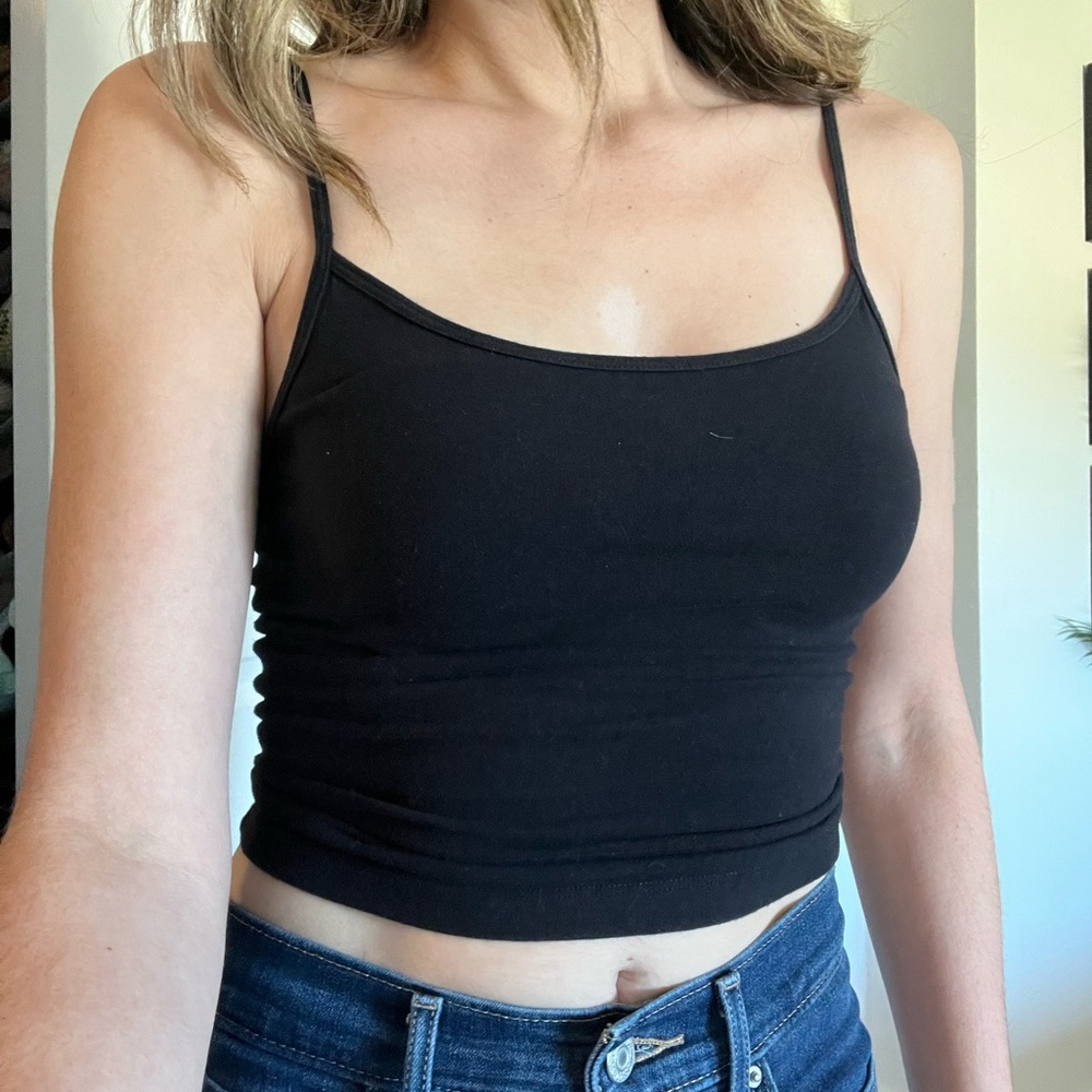 Cropped Black Tank Top